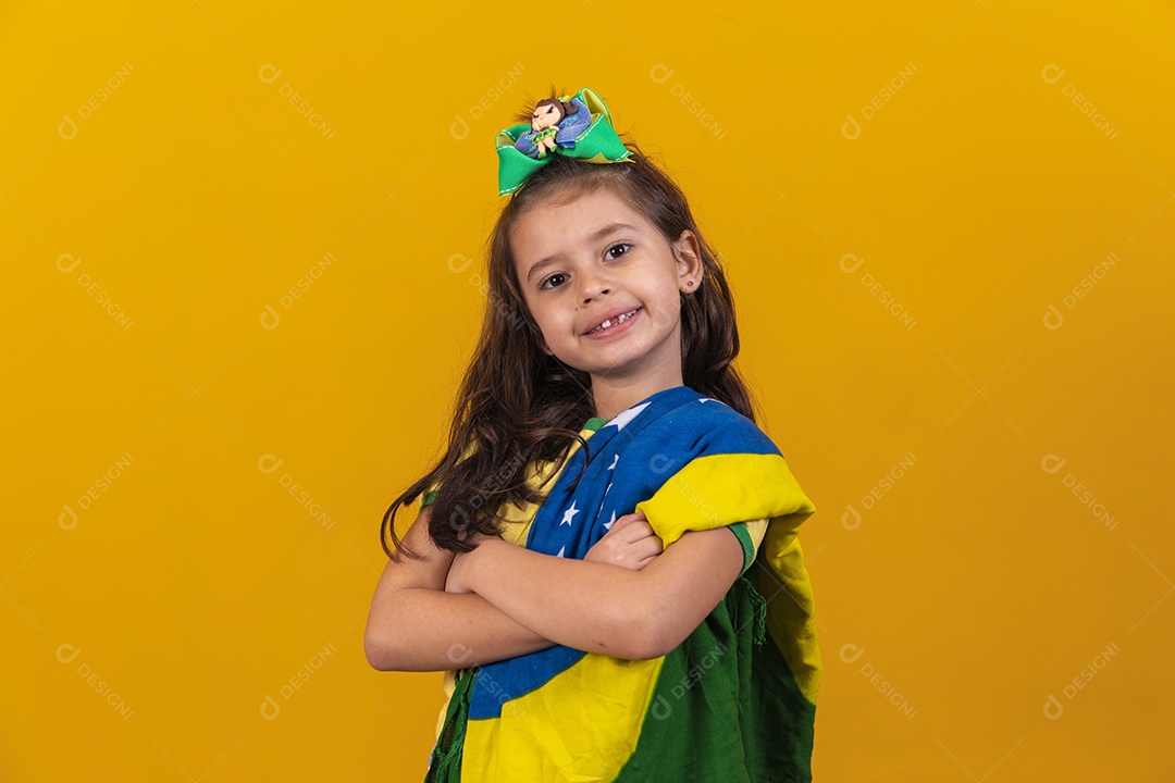 Linda menina criança torcedora do brasil Copa Do Mundo