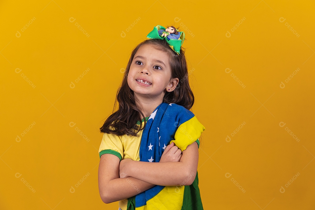 Linda menina criança torcedora do brasil Copa Do Mundo