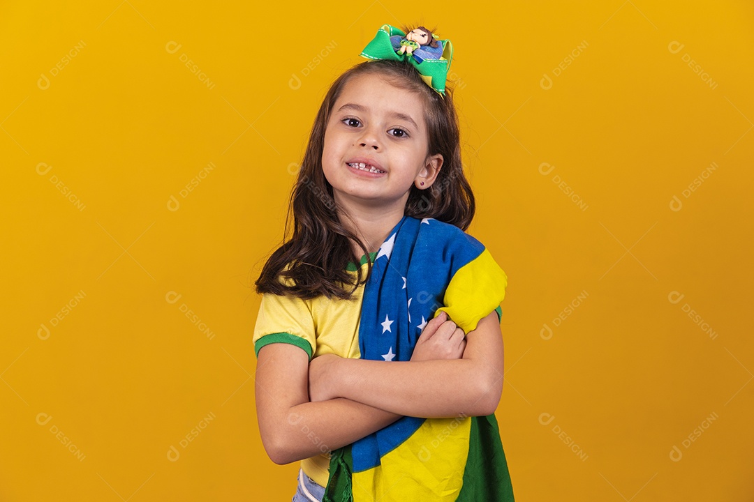 Linda menina criança torcedora do brasil Copa Do Mundo
