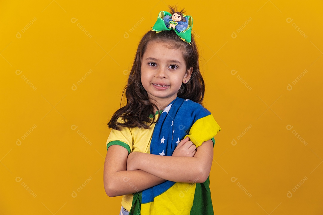 Linda menina criança torcedora do brasil Copa Do Mundo