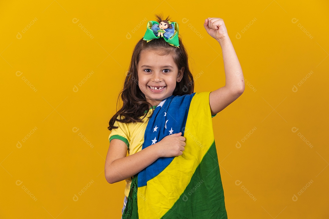 Linda menina criança torcedora do brasil Copa Do Mundo