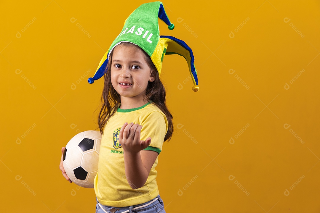 Linda menina criança torcedora do brasil Copa Do Mundo