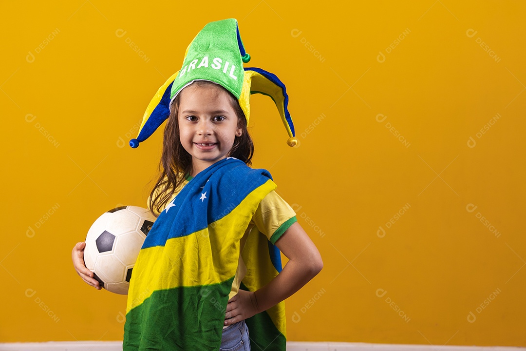 Linda menina criança torcedora do brasil Copa Do Mundo