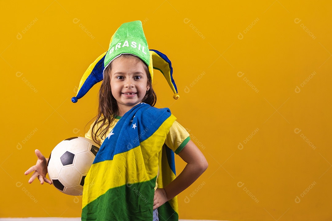 Linda menina criança torcedora do brasil Copa Do Mundo