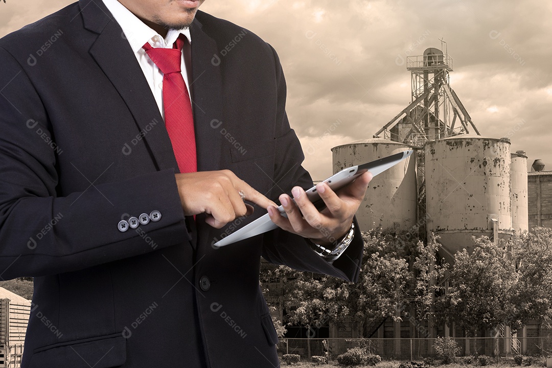 Pessoas de negócios no trabalho.