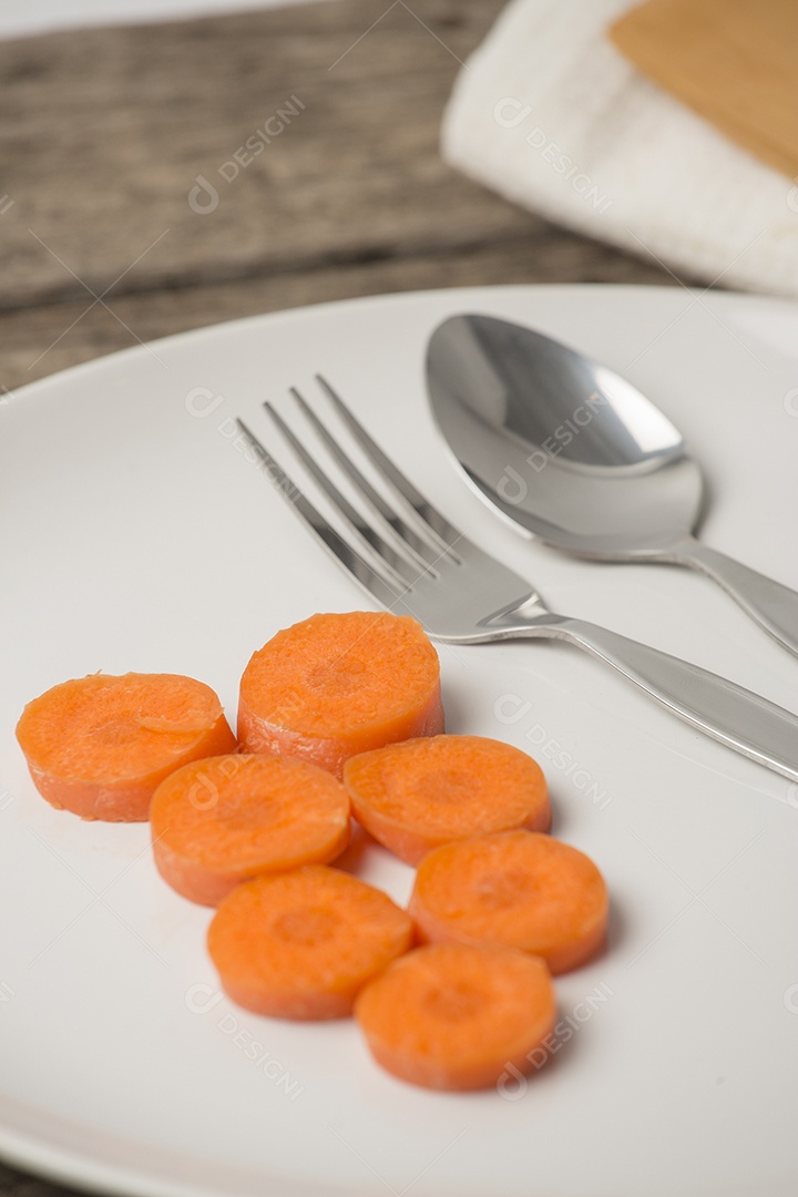 Dieta alimentar em madeira.