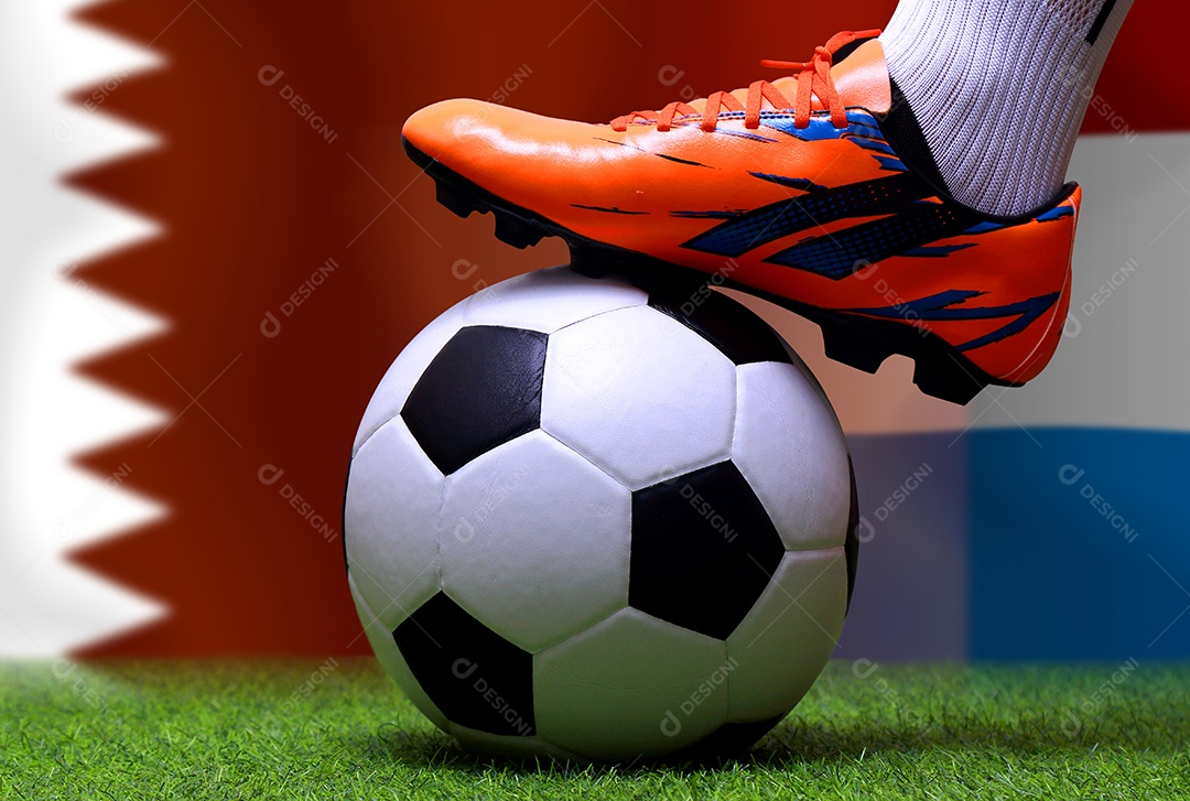 Competição da Copa do Futebol entre o Catar nacional e nacional