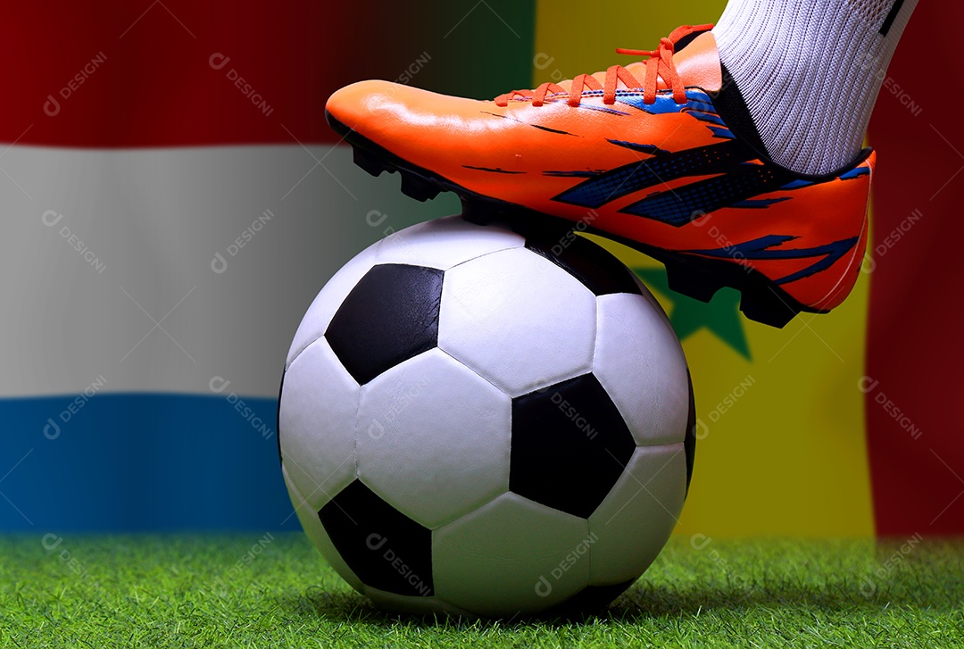 Competição da Copa do Futebol entre o Catar nacional