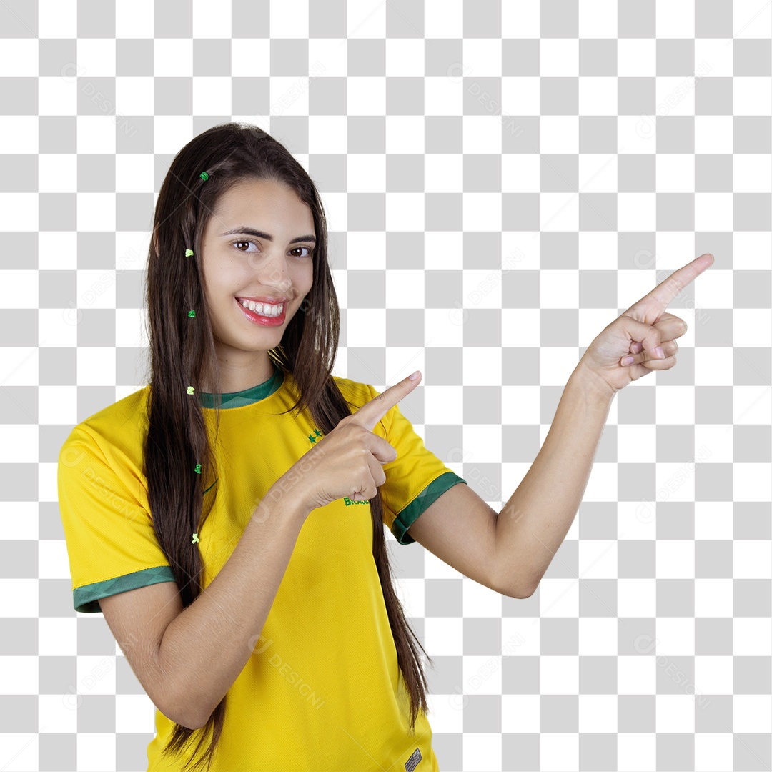 Linda mulher torcedora brasileira sobre fundo isolado amarelo