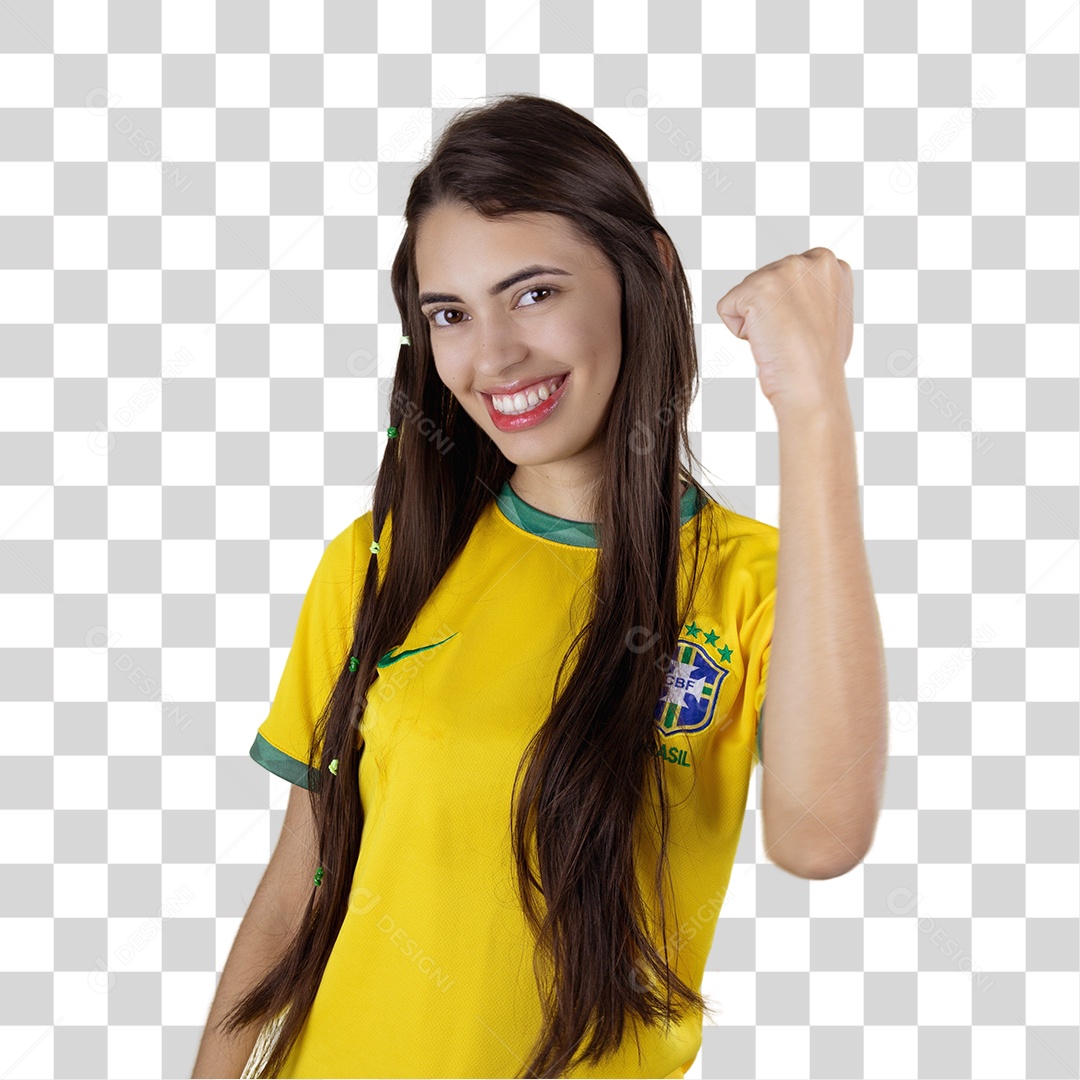 Linda mulher torcedora brasileira sobre fundo isolado amarelo