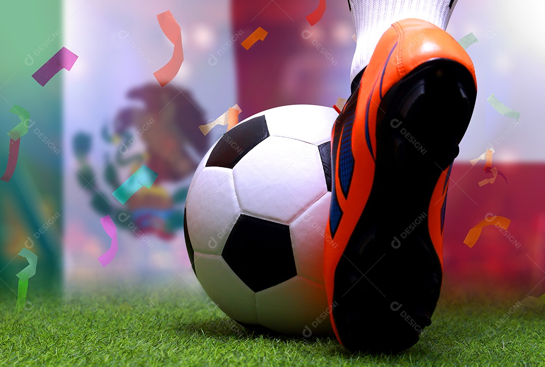 Competição da Copa de Futebol entre o México nacional e a Polônia nacional.