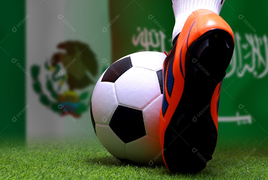 Competição da Copa de Futebol entre o México nacional e a Arábia Saudita nacional.