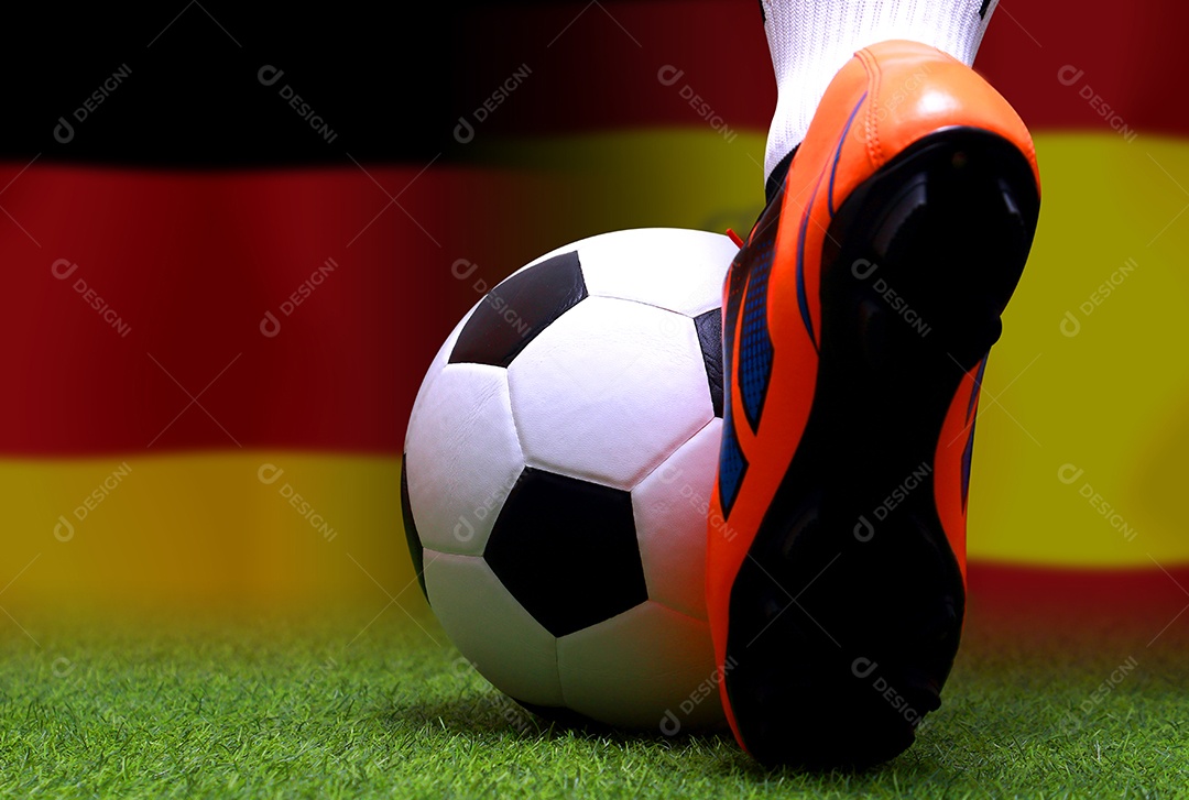 Competição da Copa de Futebol entre o alemão nacional e o nacional Espanha