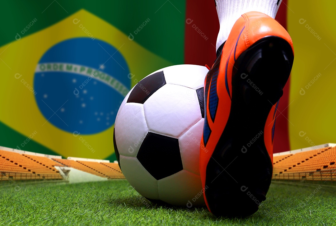 Competição da Copa de Futebol entre o Brasil nacional e Camarões nacional.