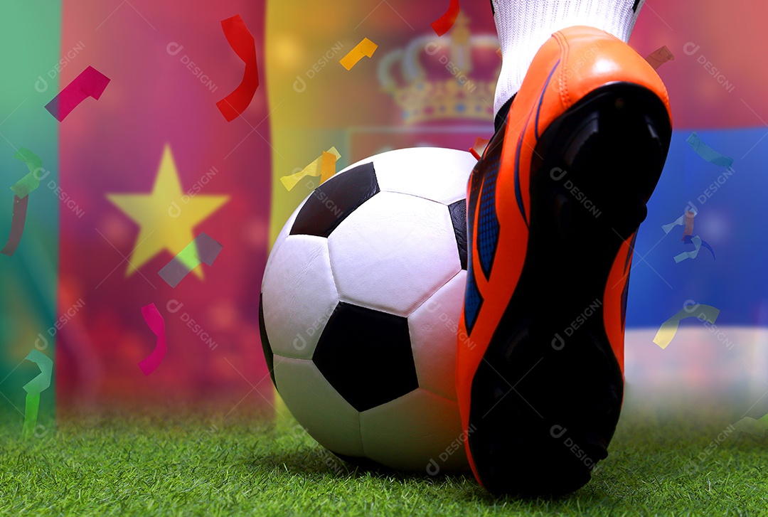 Competição da Copa de Futebol entre os Camarões nacionais e a Sérvia nacional.