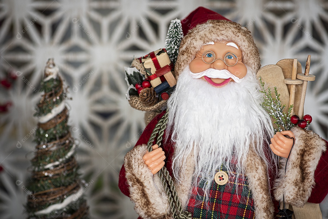 Boneca de Papai Noel na decoração de Natal