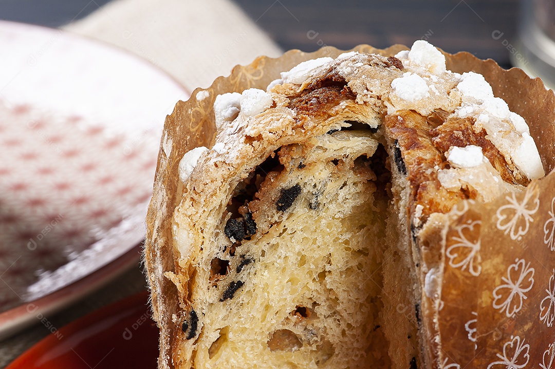 Delicioso panetone caseiro com fermentação natural