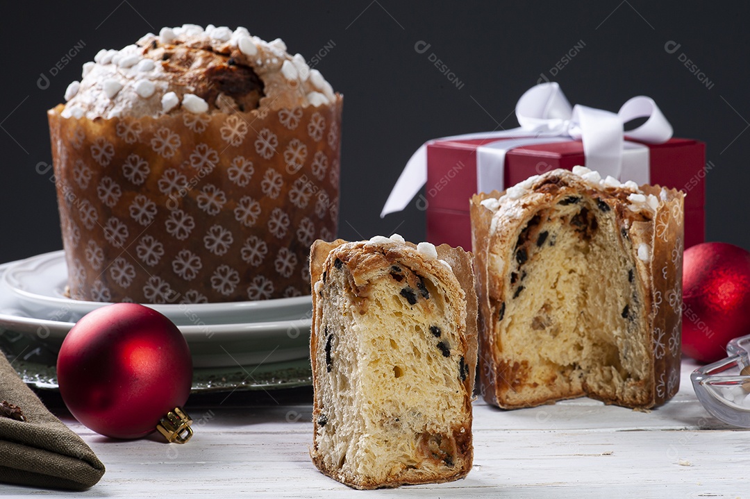 Panetone artesanal de fermentação natural, com chocolate