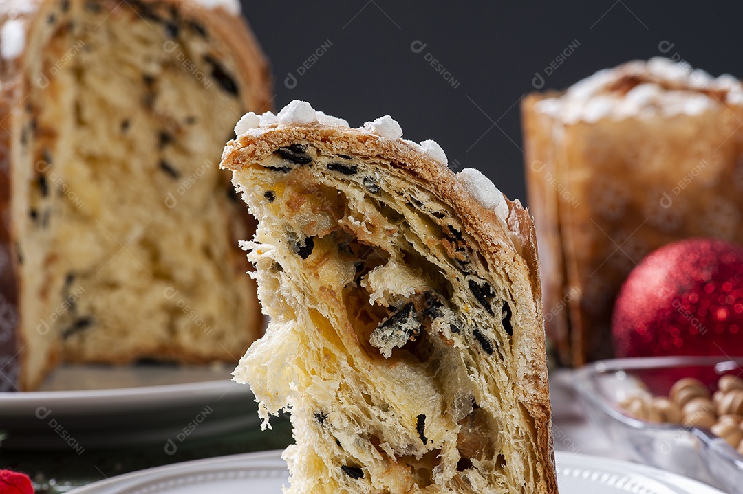 Panetone artesanal de fermentação natural, com chocolate