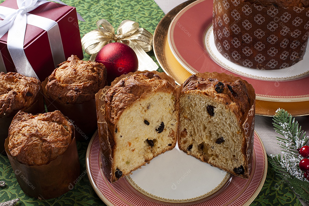 Panetone artesanal de fermentação natural, com chocolate