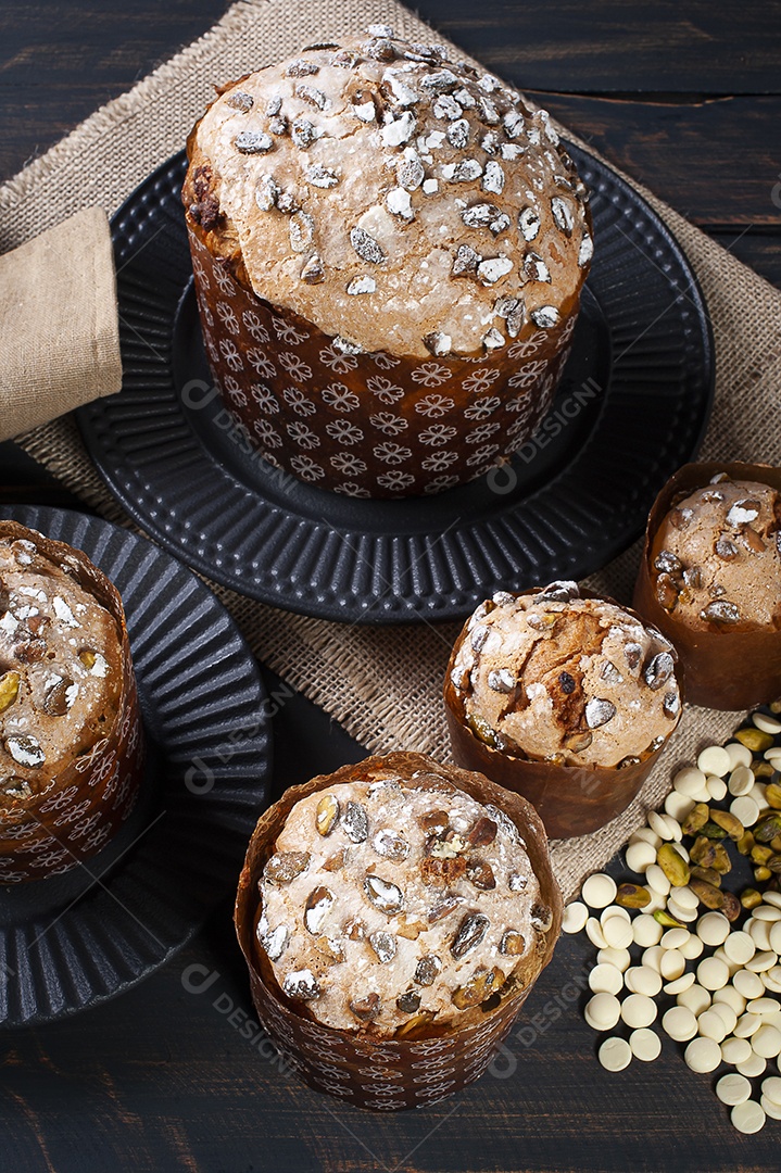 Delicioso panetone caseiro com fermentação natural