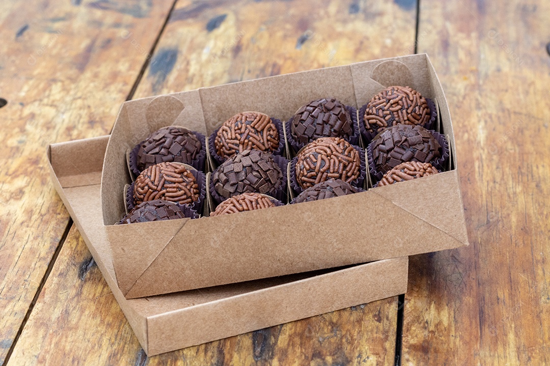 Caixinha com brigadeiros