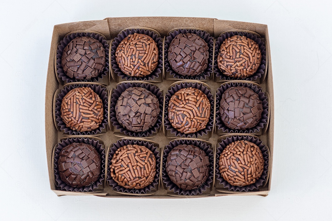 Caixinha com brigadeiros