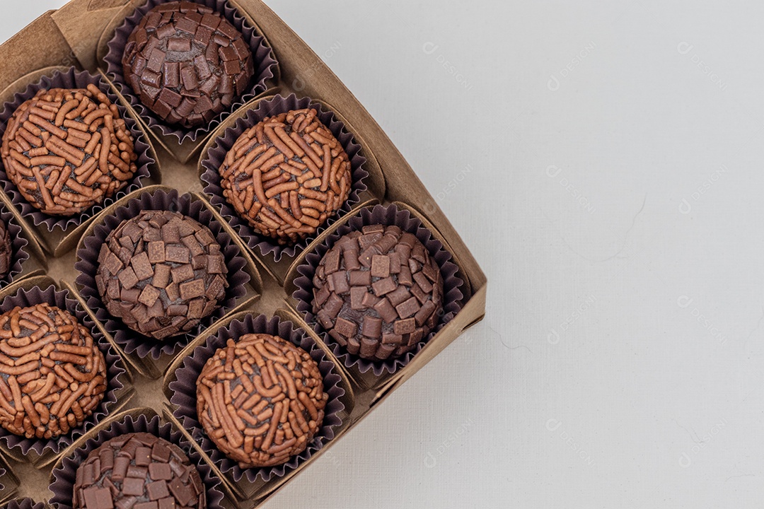 Caixinha com brigadeiros