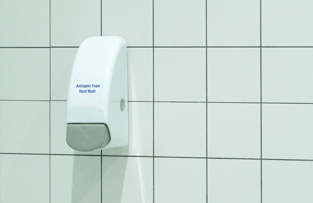 Braço de distribuição automática de medicamentos, bastão dispensador de espuma antisséptica