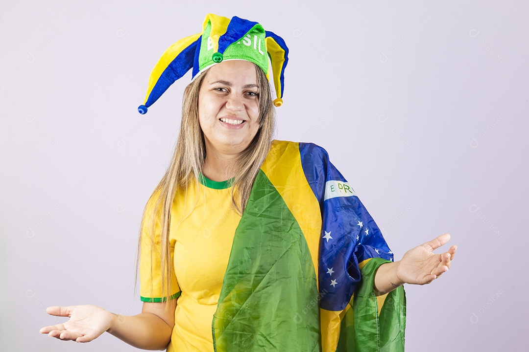 Linda Mulher jovem brasileira torcedora copa do mundo Futebol