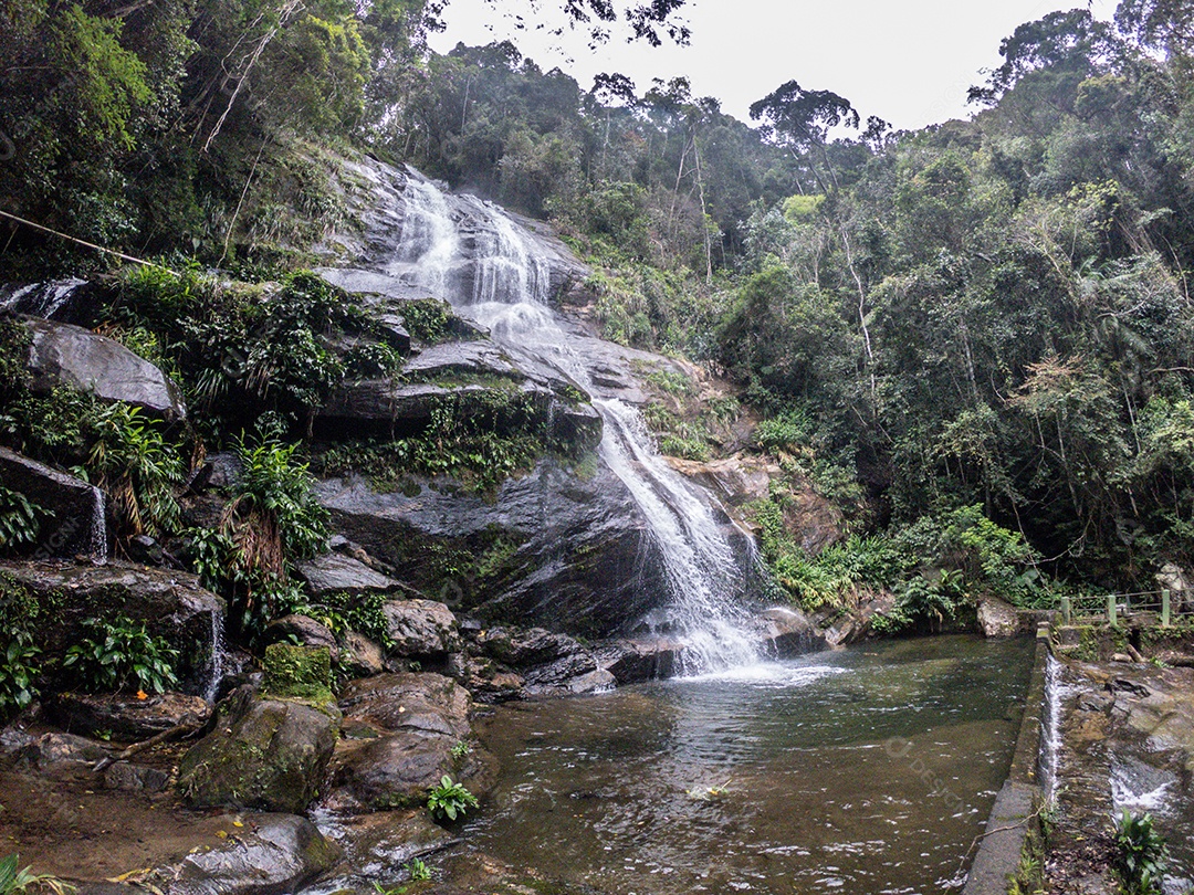 Cachoeira Taunay no Parque Nacional da Tijuca no Rio de Janeiro.