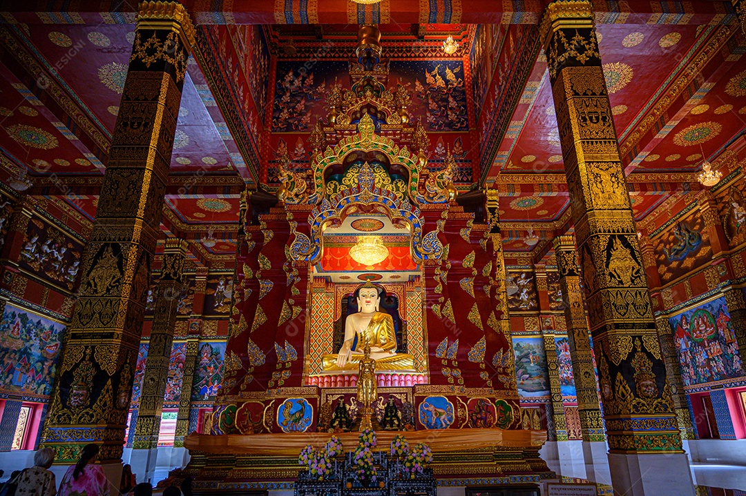 Estátua de Buda usada como amuleto da religião budista
