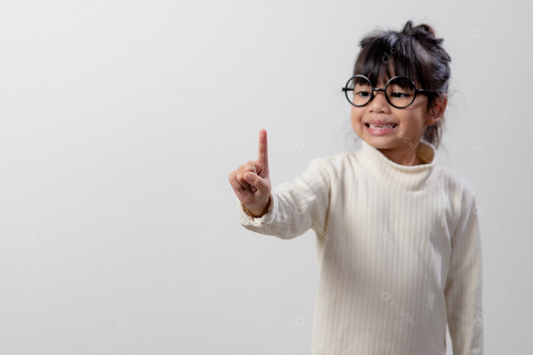 Educação, escola e conceito de tela imaginária - pequeno g asiático.