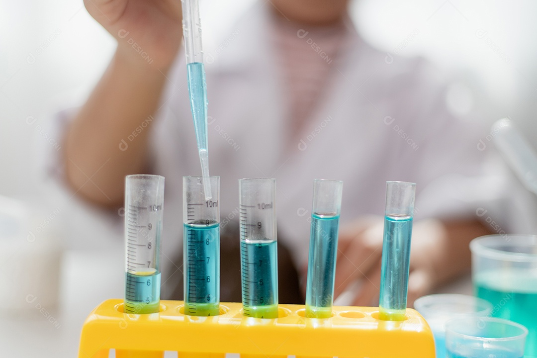 Educação, ciência, química e conceito de crianças.