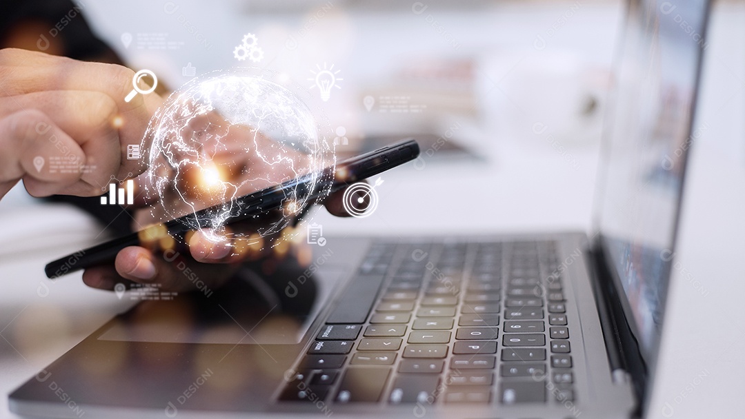 As pessoas usam smartphones móveis. Conexão de internet global de negócios.