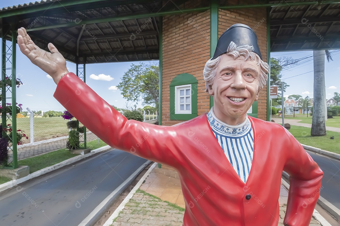 Local conhecido como portal do moinho ao lado da estatua em homenagem a Piet schoenmaker