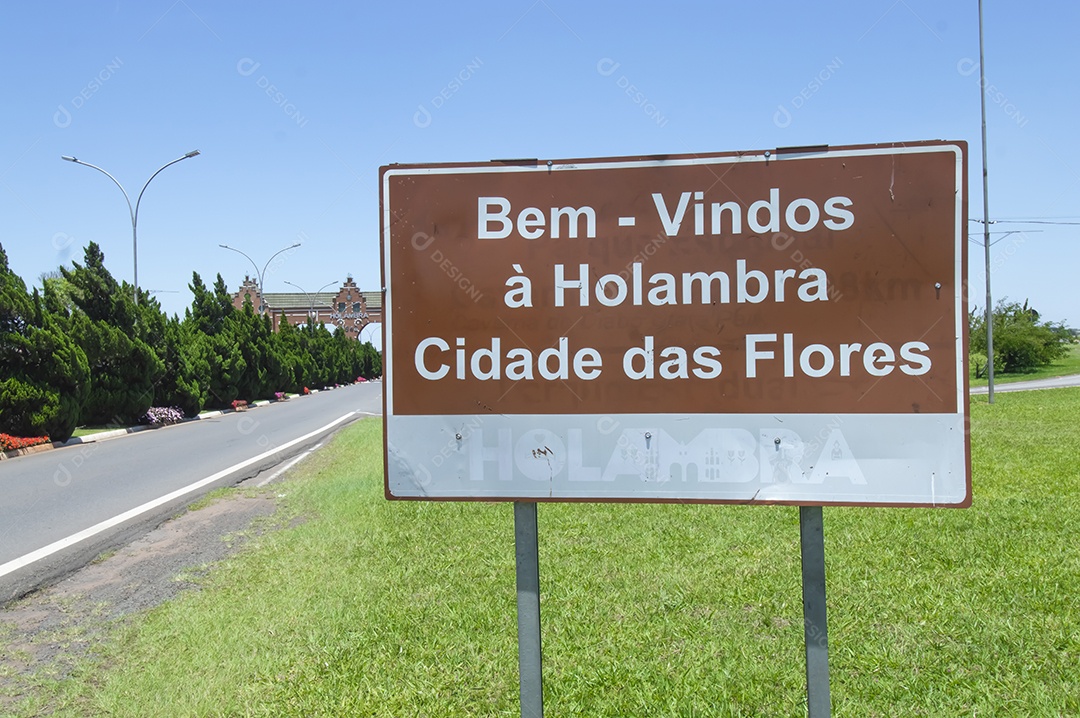 Entrada da cidade de holambra-sp uma cidade conhecida por ser a cidade das flores