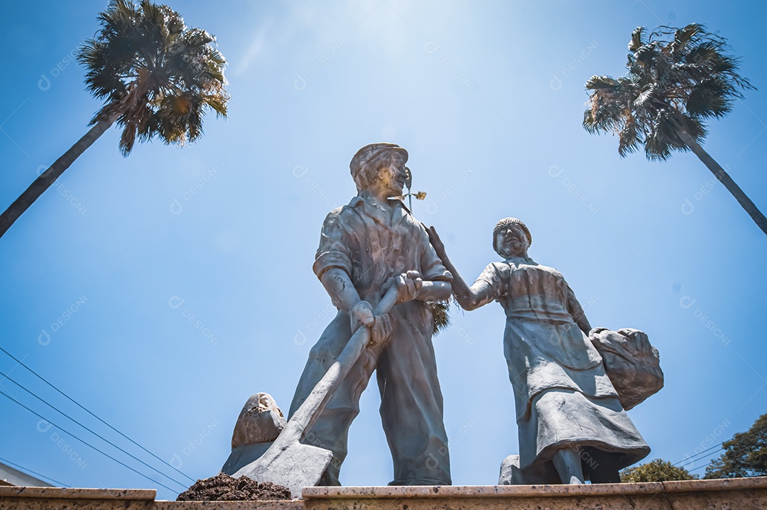 Memorial do imigrante holandês holambra-sp cidade conhecida por ser a cidade