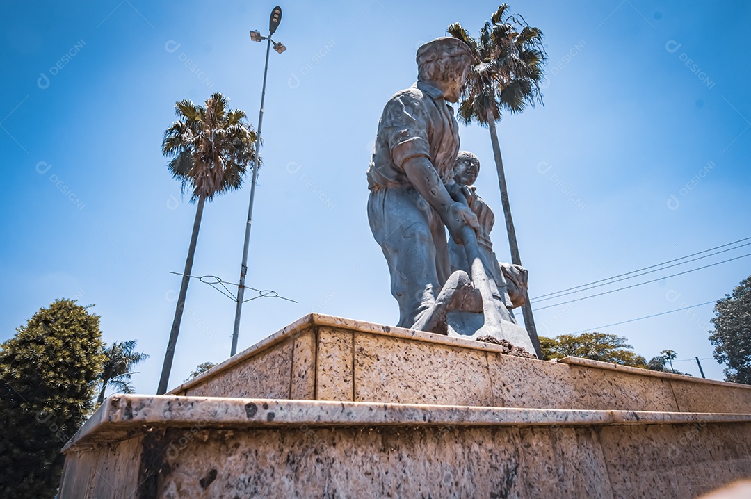 Memorial do imigrante holandês holambra-sp cidade conhecida por ser a cidade