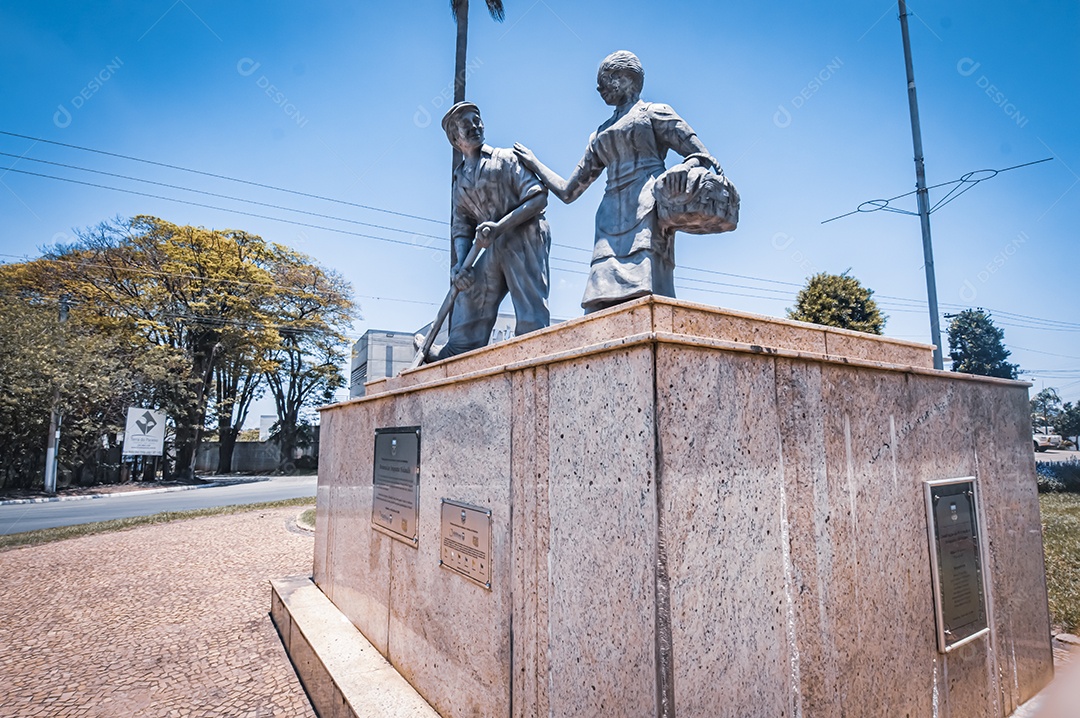 Memorial do imigrante holandês holambra-sp cidade conhecida por ser a cidade
