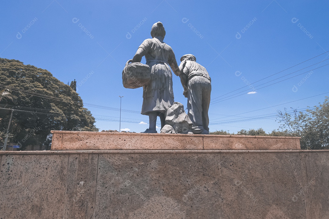 Memorial do imigrante holandês holambra-sp cidade conhecida por ser a cidade