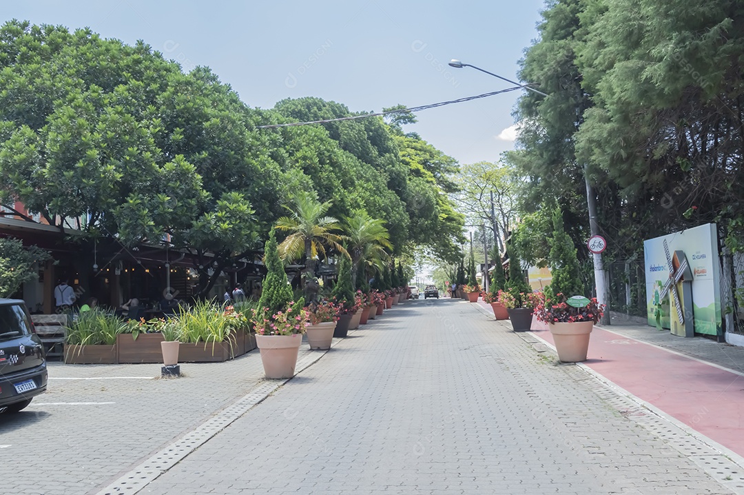 Rua doria vasconcelos onde fica o Boulevard Holandes em holambra-sp uma cidade