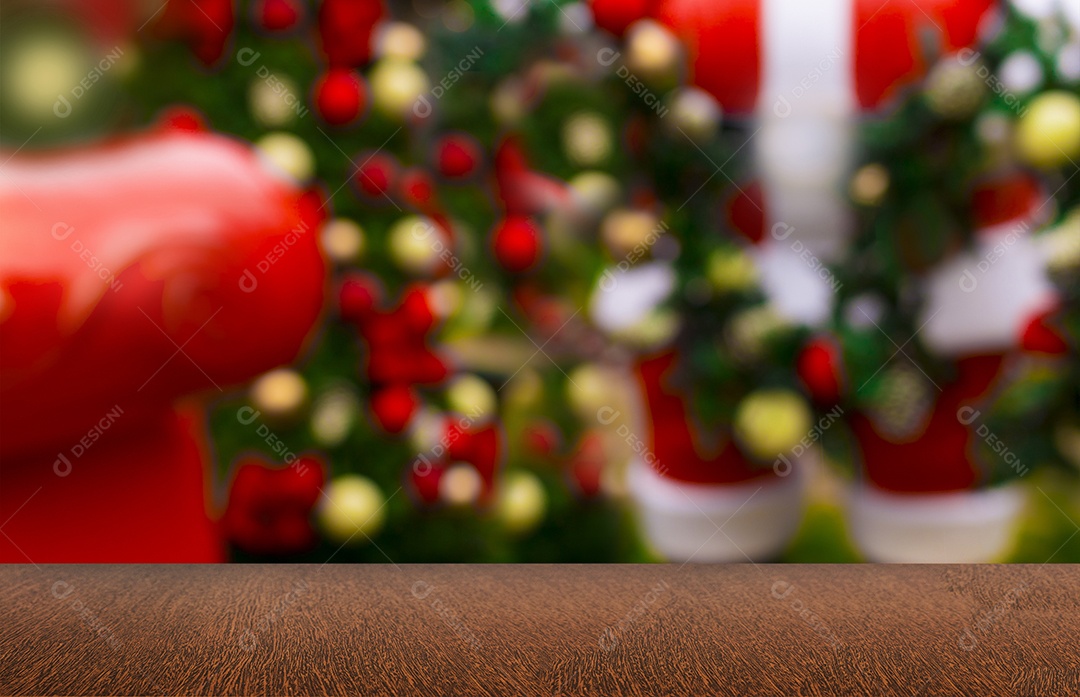 Fundo de natal e mesa de madeira vazia com fundo desfocado ou mesa de madeira com fundo bokeh de férias.