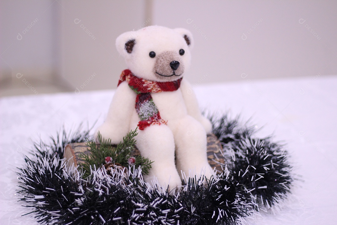 Enfeite sobre uma mesa de natal