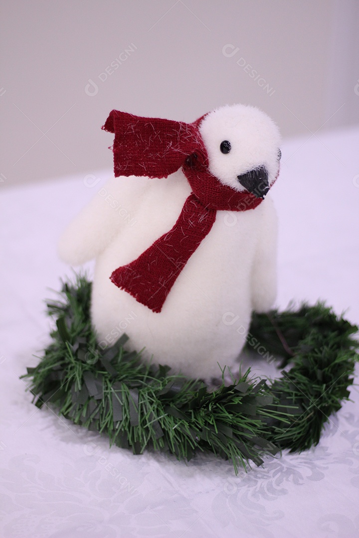 Enfeite sobre uma mesa de natal