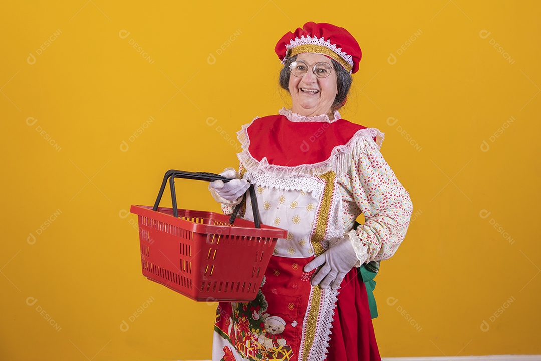 Mamãe Noel sorridente Feliz Natal sobre fundo isolado