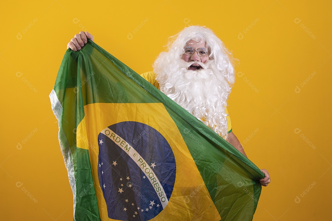 Papai Noel torcendo para brasil Copa Do Mundo