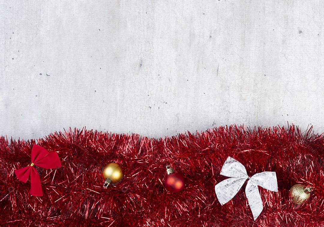 Decoração de natal vermelha e dourada