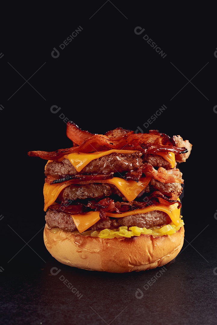 Hamburguer hamburgueria pão carne bacon queijo cheddar cebola alface molho tomate