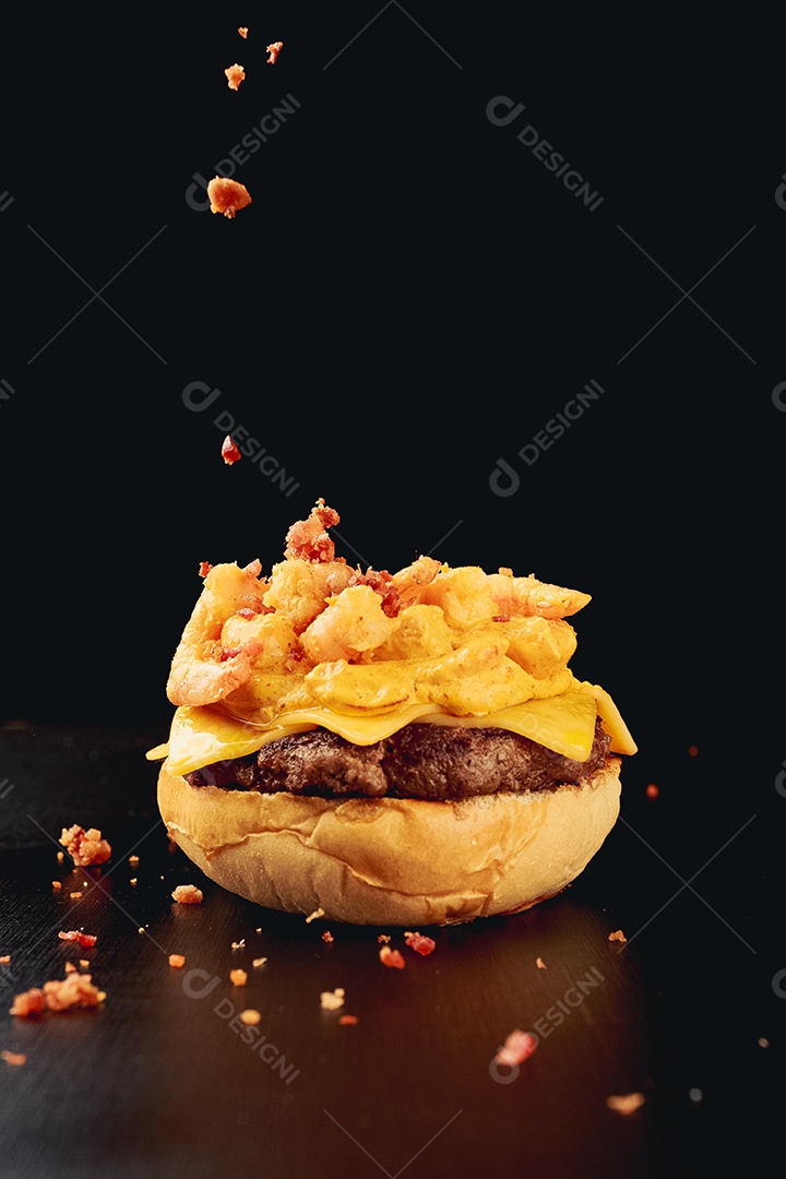 Hamburguer hamburgueria pão carne bacon queijo cheddar cebola alface molho tomate